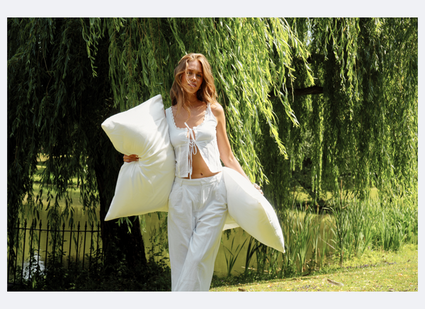 Best Silk Pillowcase? Here’s What to Look For (And How to Spot a Fake)