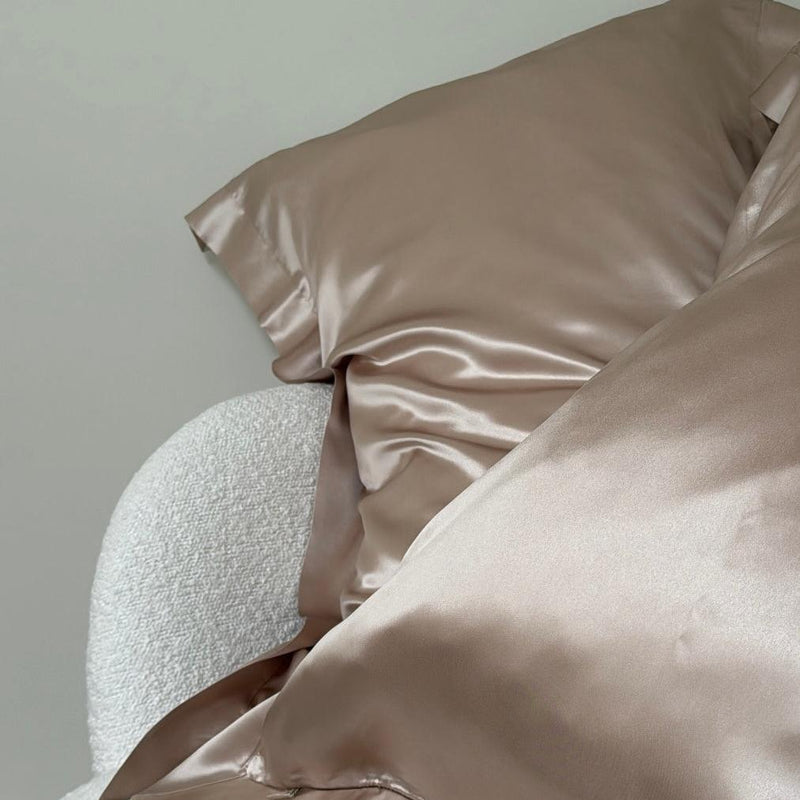 Lucinda Oxford Set of 2 Silk Pillowcases